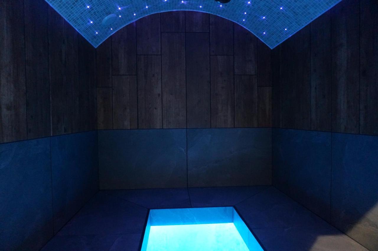 Domaine Du Moulin A Vent - Gite & Spa Saint-Florent-sur-Cher ภายนอก รูปภาพ